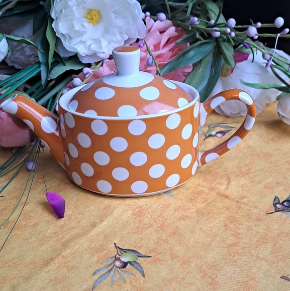 Tea Pot - Picture 4 of 4